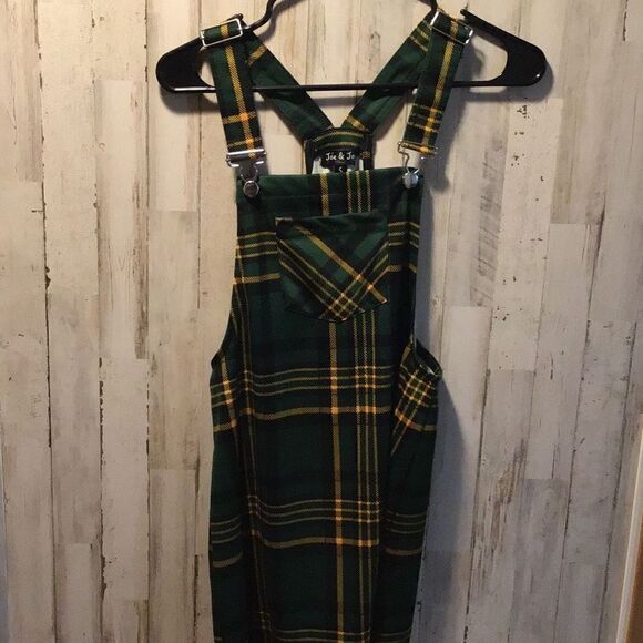 Overall shorts by Jolie and joy size medium - Picture 1 of 5